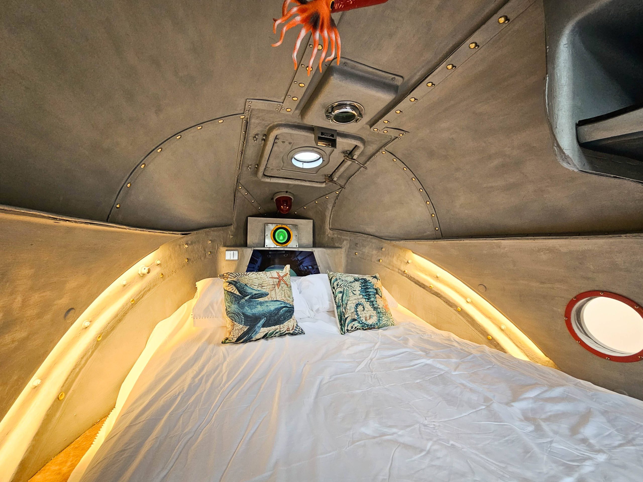 75ec7a_b15e2692b07a43aa9dccd68055e4d677~mv2